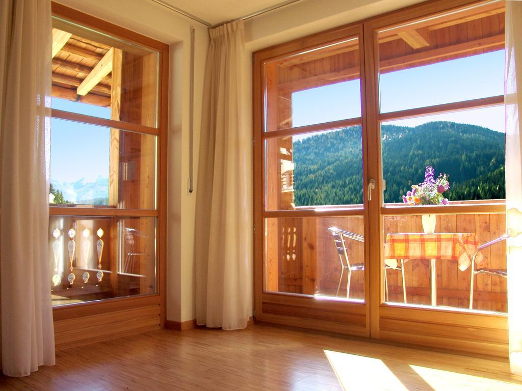Apartments Serghela San Cassiano  Δωμάτιο φωτογραφία