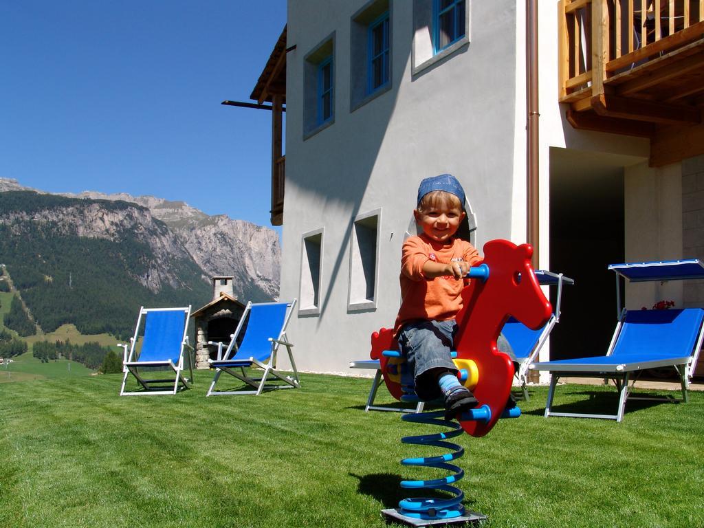Apartments Serghela San Cassiano  Εξωτερικό φωτογραφία